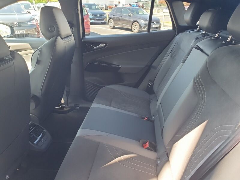 More views of Volkswagen ID.4