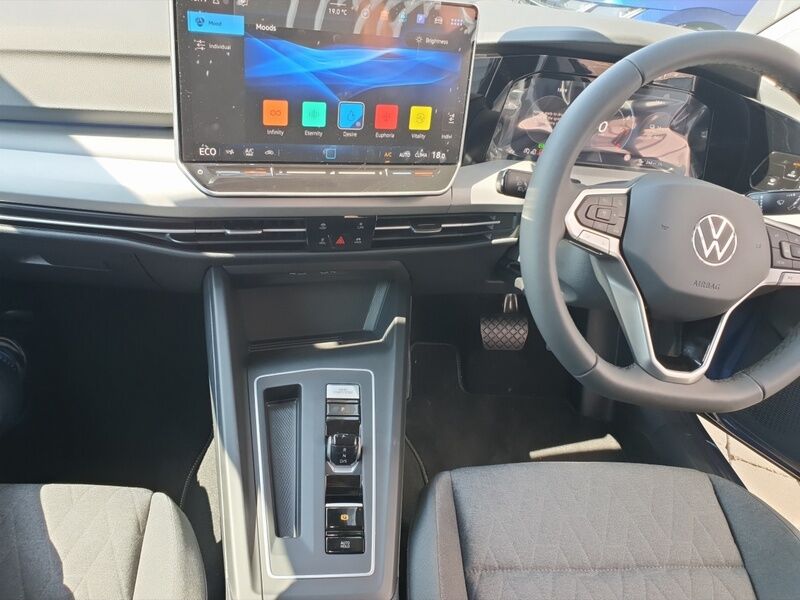 More views of Volkswagen Golf