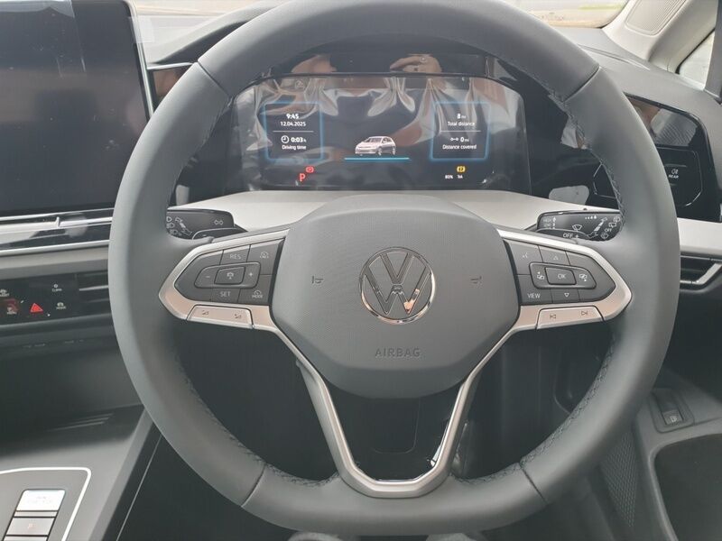 More views of Volkswagen Golf