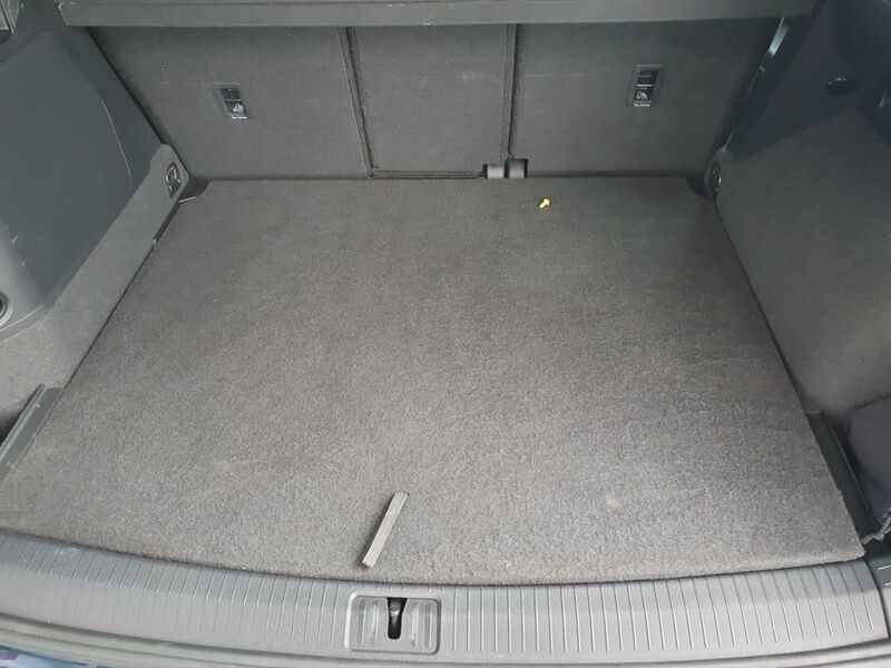More views of Volkswagen Tiguan