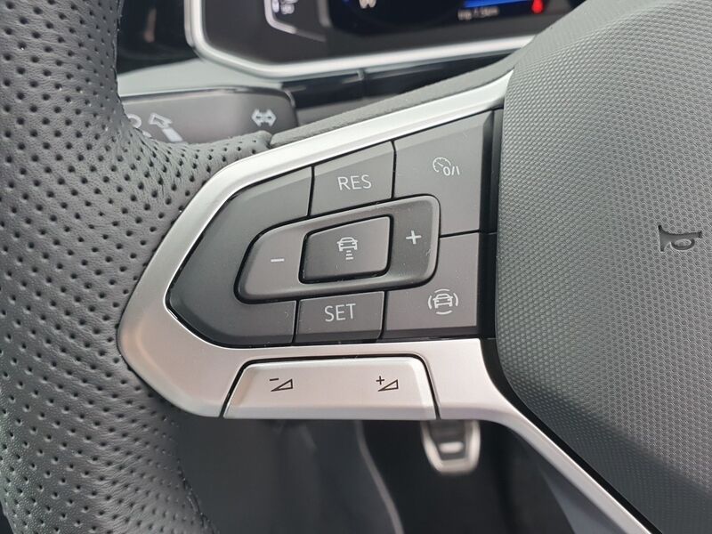 More views of Volkswagen T-Roc