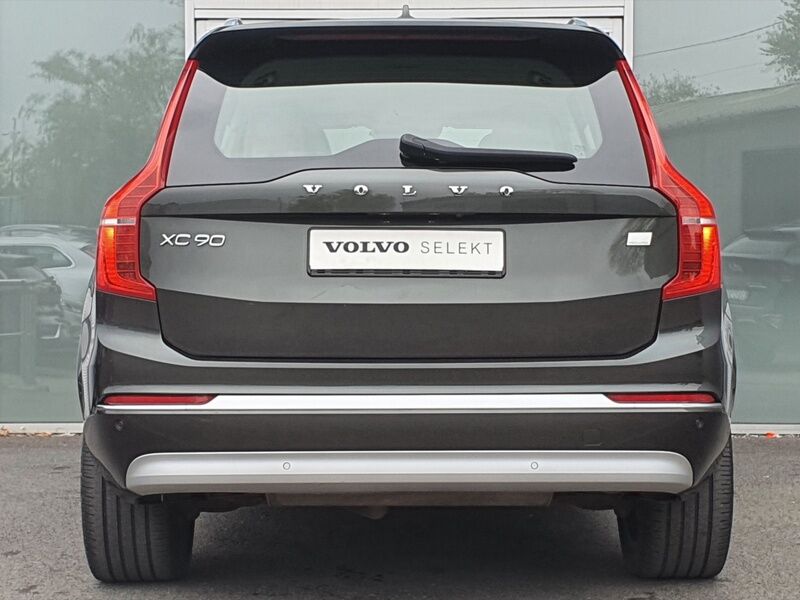 More views of Volvo XC90