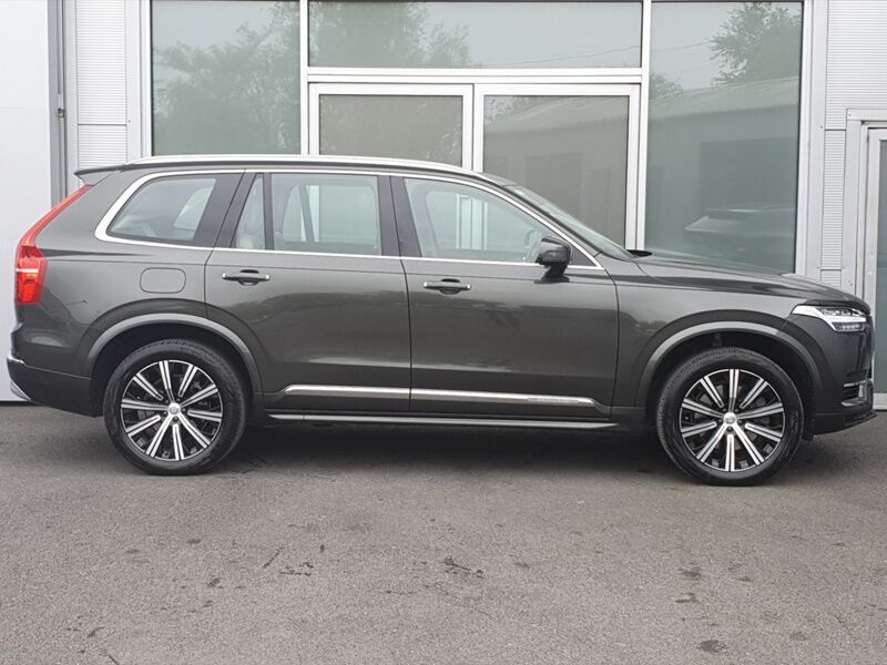 More views of Volvo XC90
