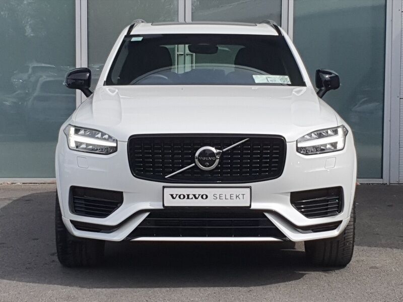 More views of Volvo XC90