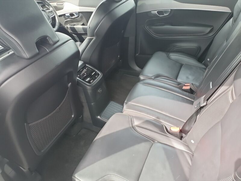 More views of Volvo XC90