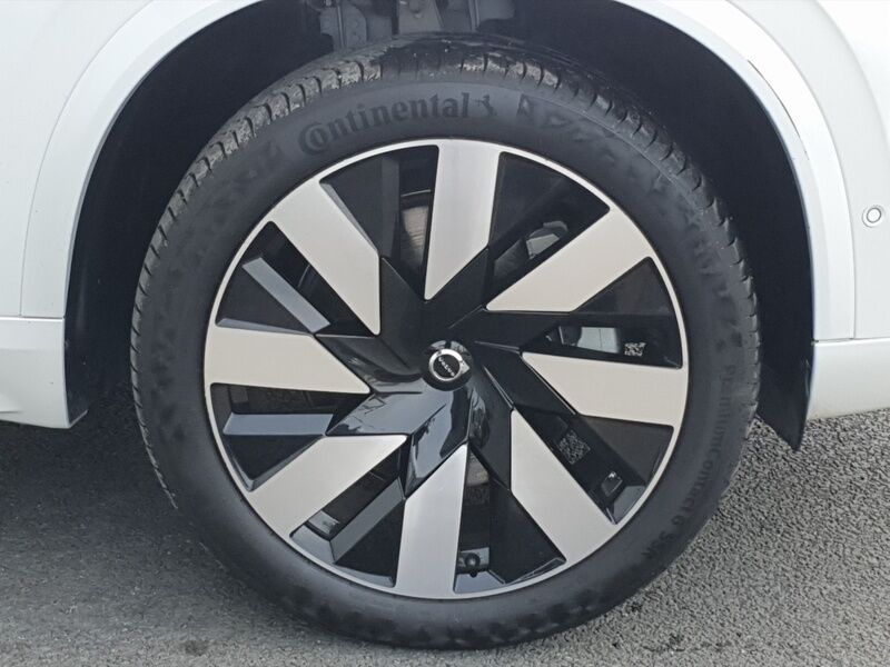 More views of Volvo XC90