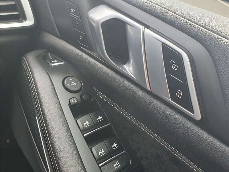 More views of BMW X5