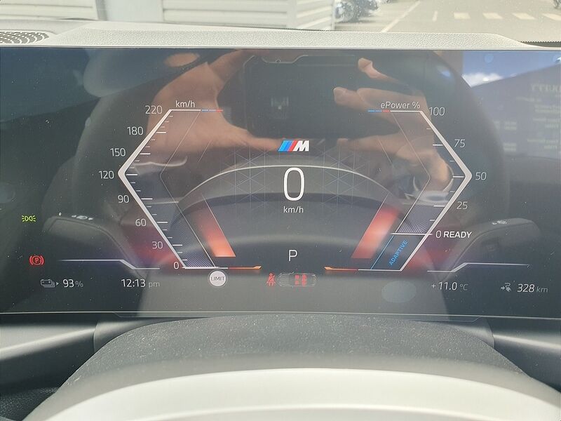 More views of BMW i4