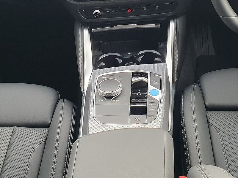 More views of BMW i4