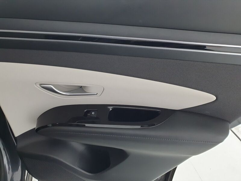 More views of Hyundai Tucson