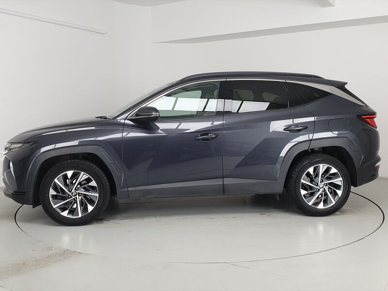 More views of Hyundai Tucson