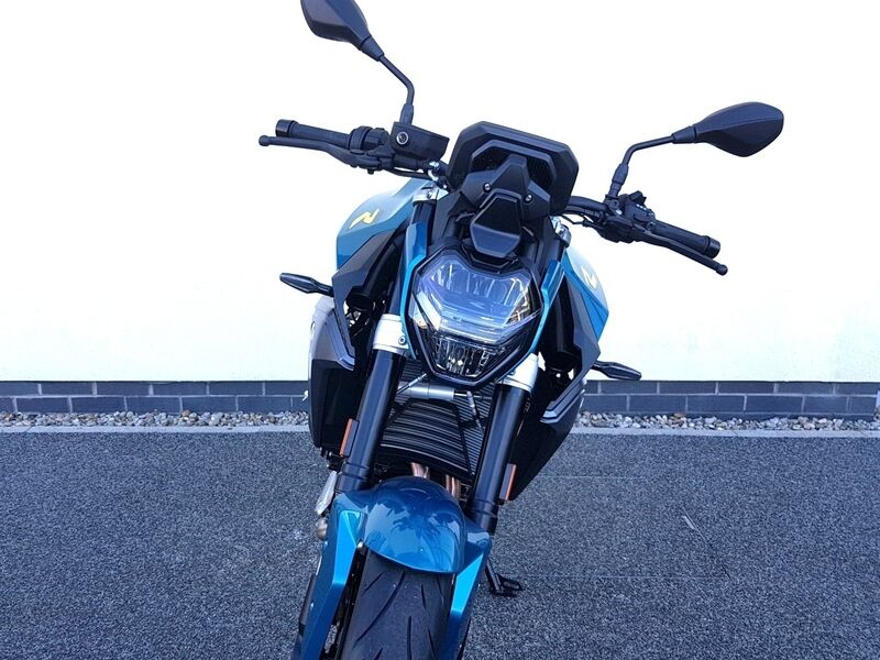 More views of BMW F 900 R