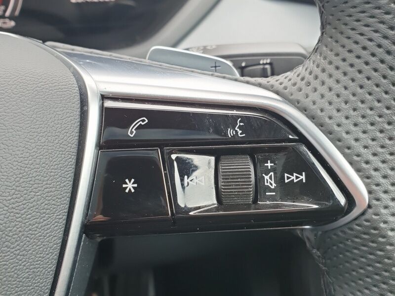More views of Audi e-tron GT quattro