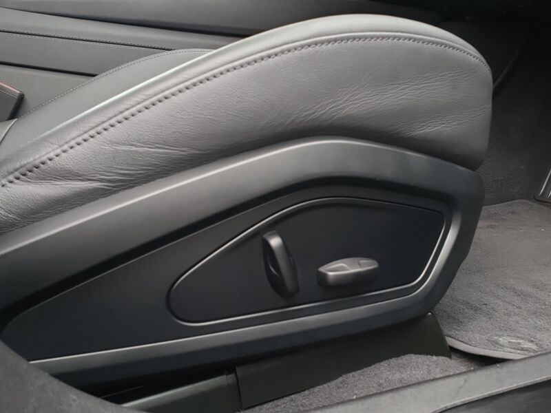 More views of Audi e-tron GT quattro