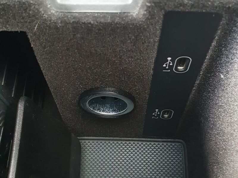 More views of Audi e-tron GT quattro
