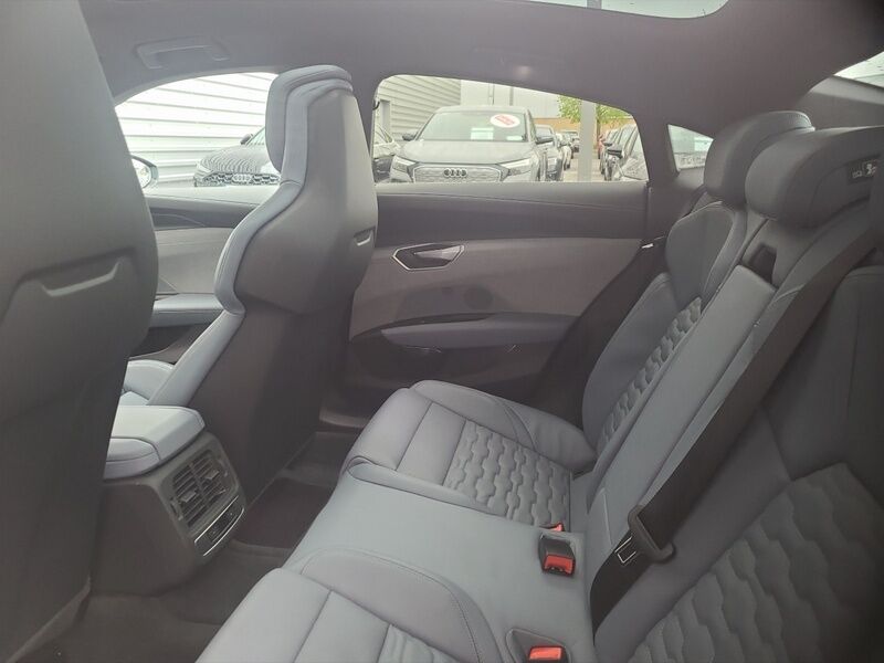 More views of Audi e-tron GT quattro