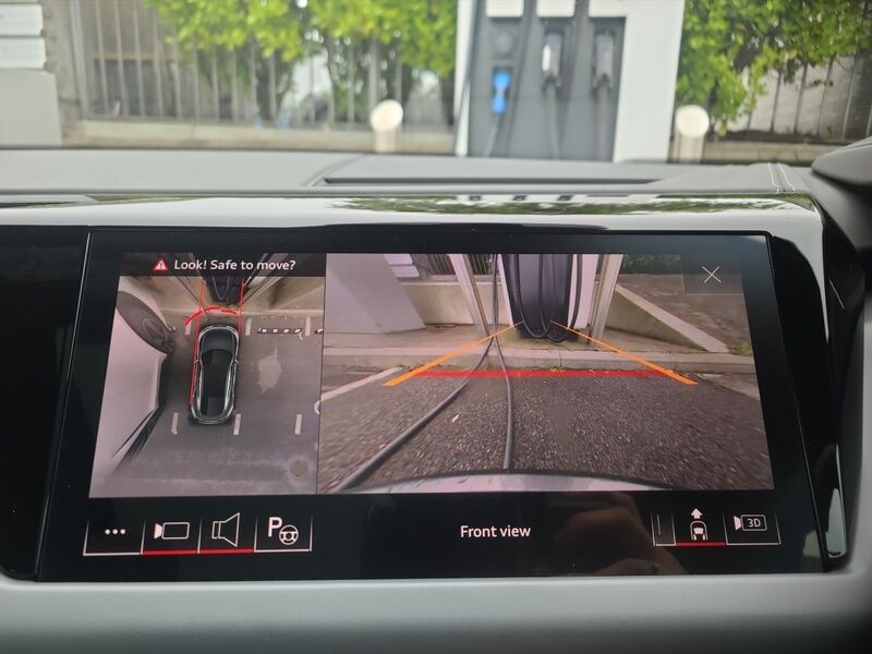 More views of Audi e-tron GT quattro