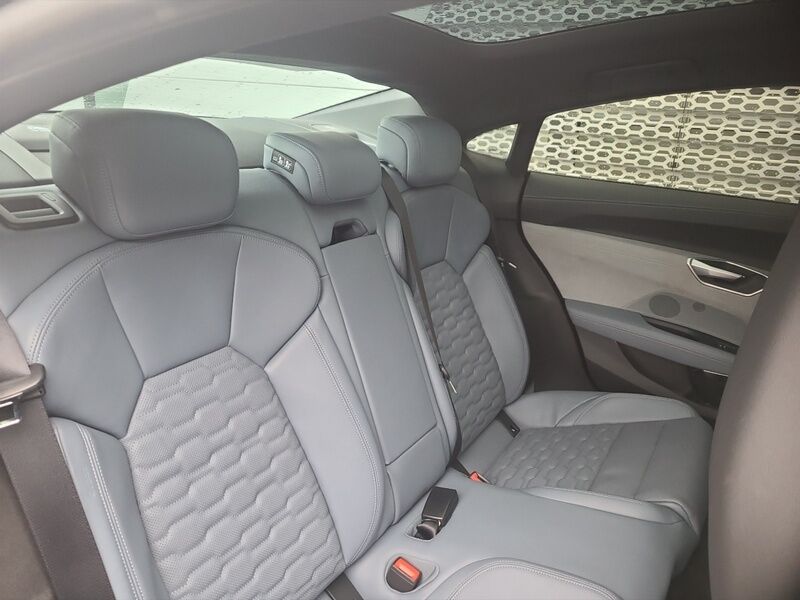 More views of Audi e-tron GT quattro