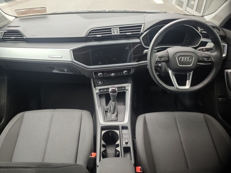 More views of Audi Q3