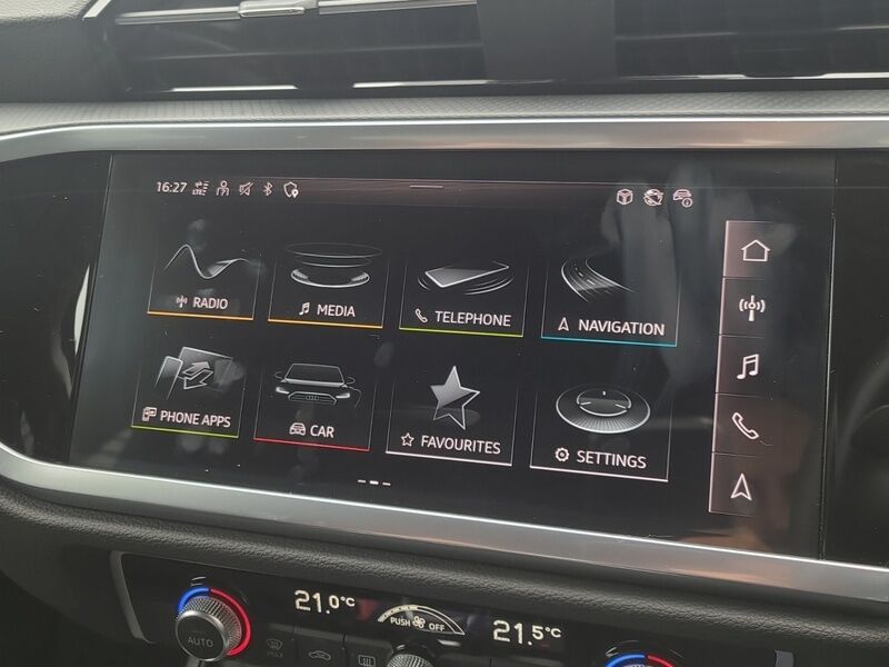 More views of Audi Q3