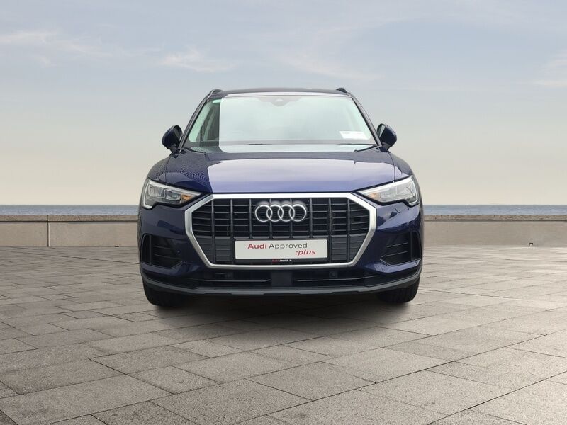 More views of Audi Q3