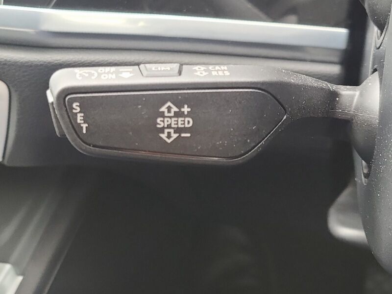 More views of Audi Q3