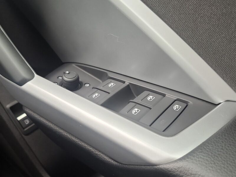 More views of Audi Q3