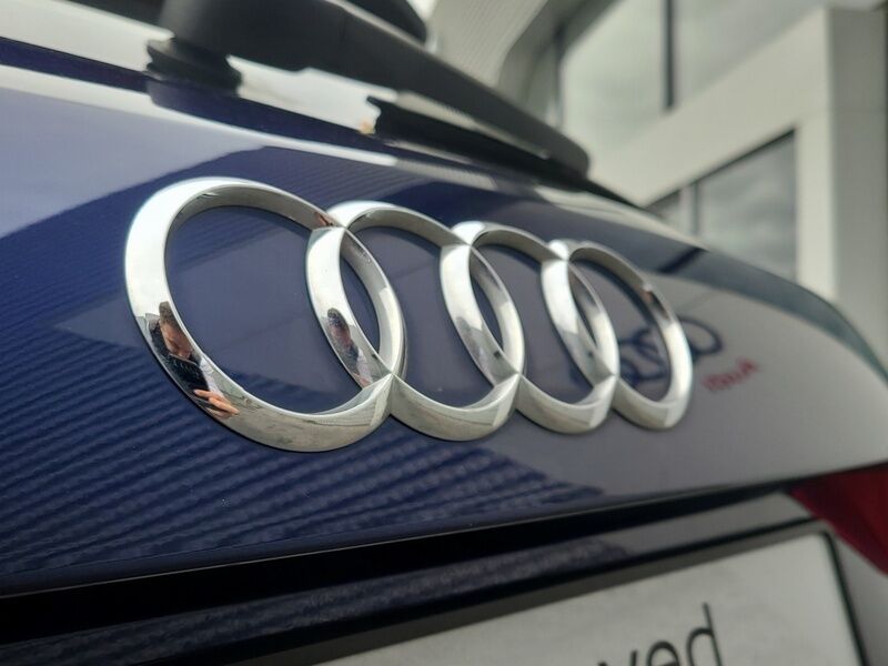 More views of Audi Q3
