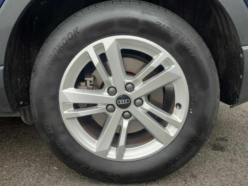 More views of Audi Q3
