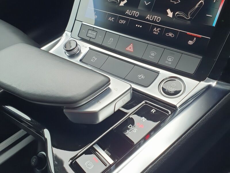 More views of Audi E-Tron
