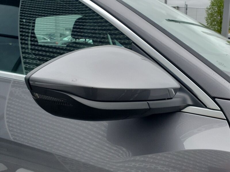 More views of Audi E-Tron
