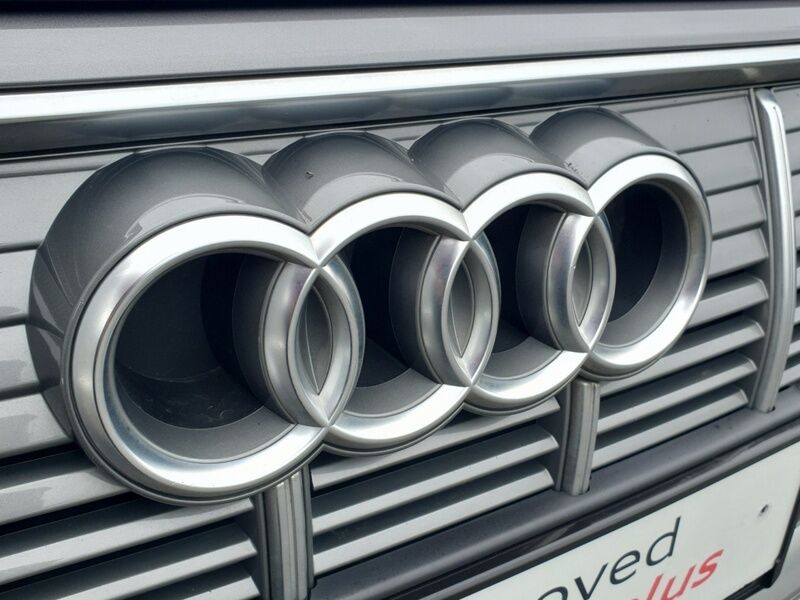 More views of Audi E-Tron