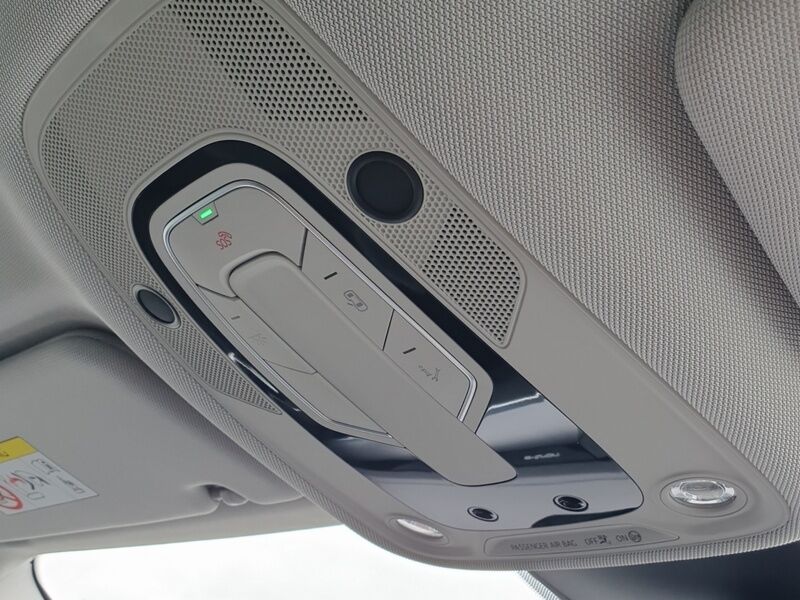 More views of Audi E-Tron