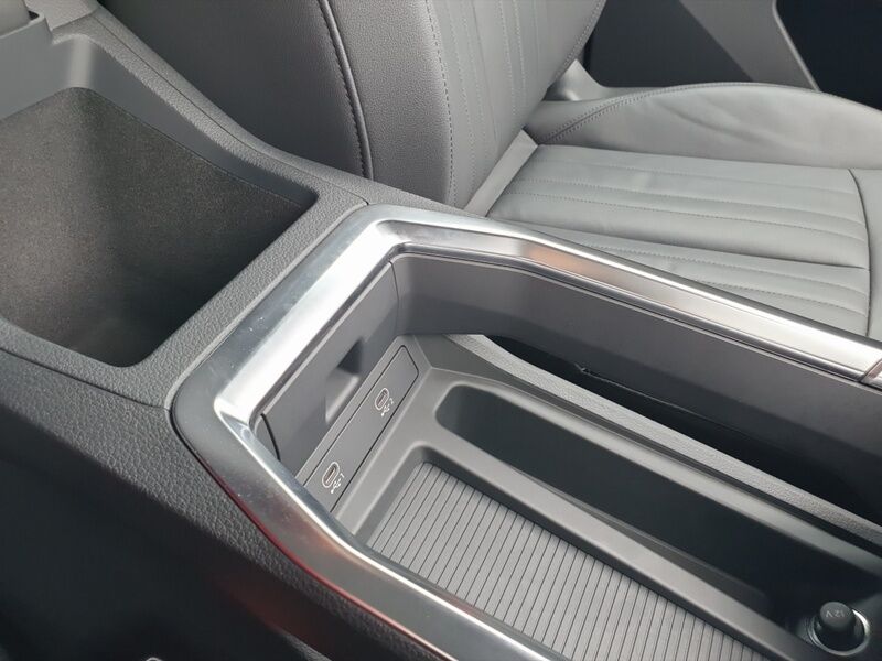 More views of Audi E-Tron