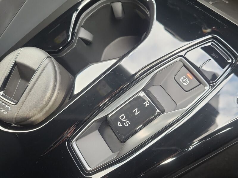 More views of Audi Q5