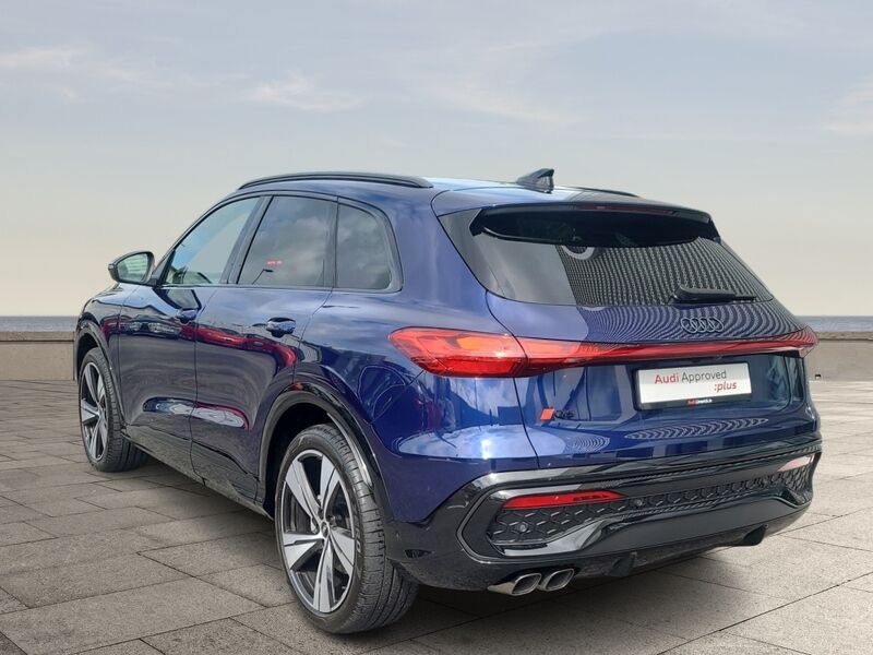 More views of Audi Q5