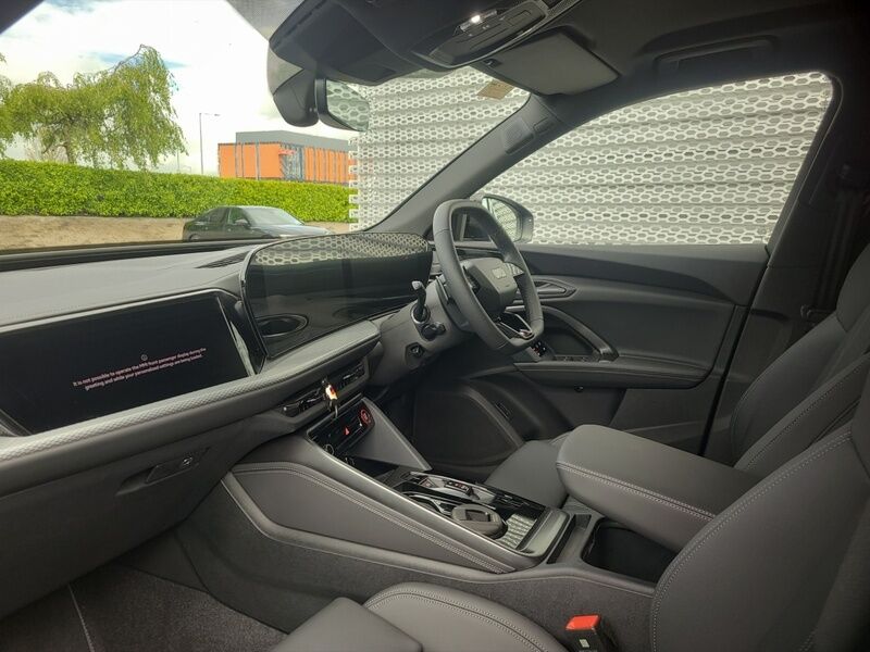More views of Audi Q5