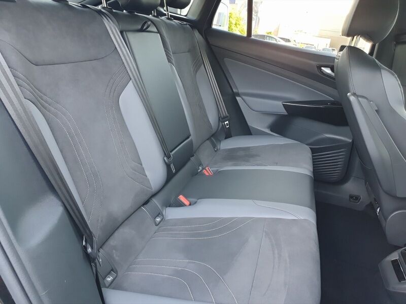 More views of Volkswagen ID.5
