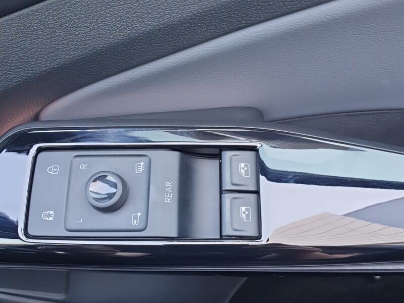 More views of Volkswagen ID.5