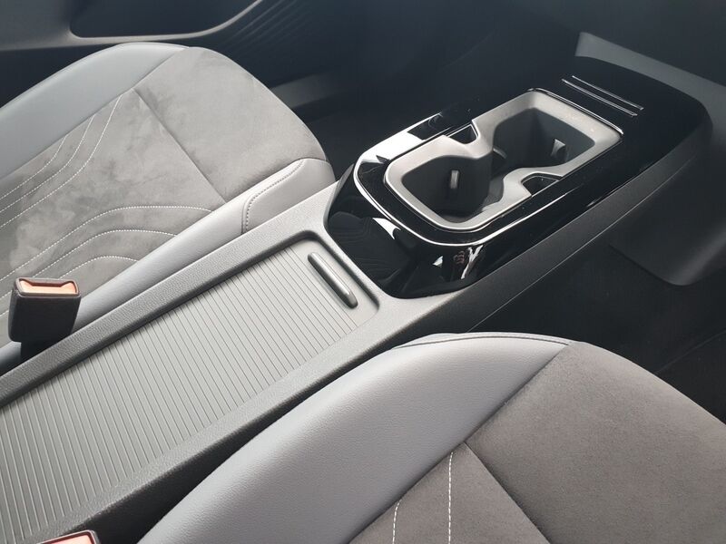 More views of Volkswagen ID.4