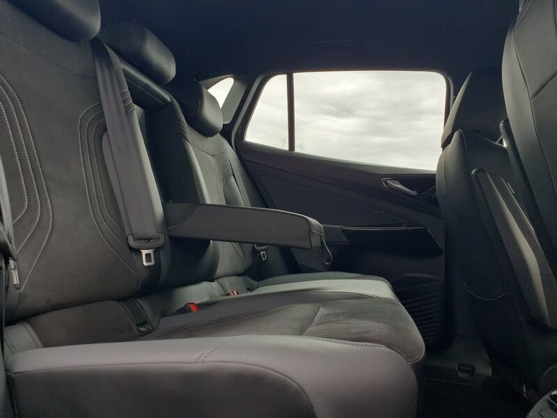 More views of Volkswagen ID.4
