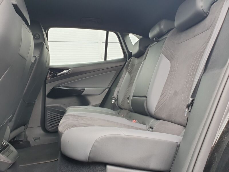 More views of Volkswagen ID.4