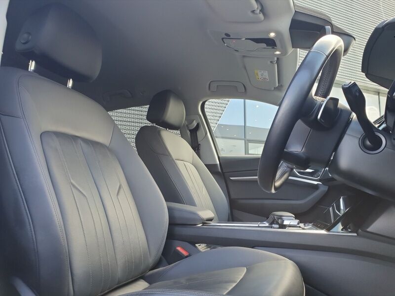 More views of Audi E-Tron