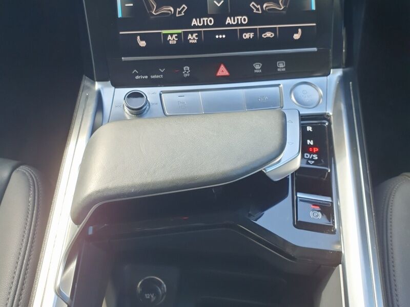 More views of Audi E-Tron