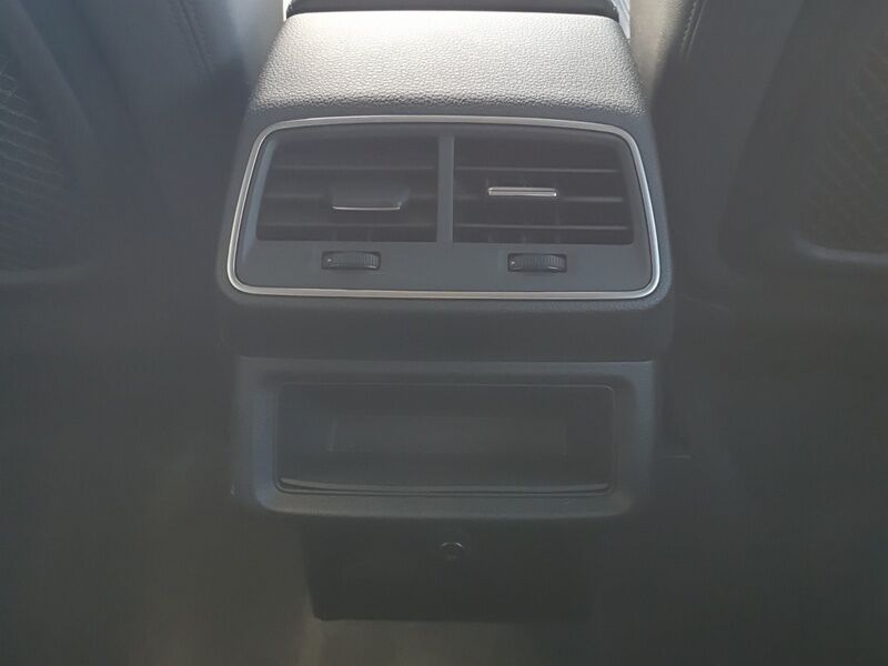 More views of Audi E-Tron