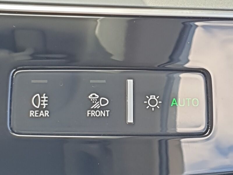 More views of Audi E-Tron