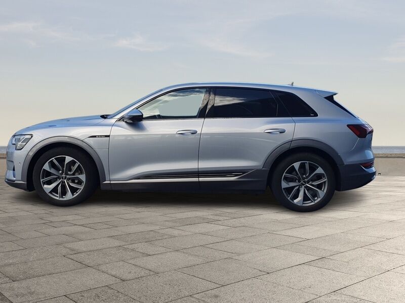 More views of Audi E-Tron