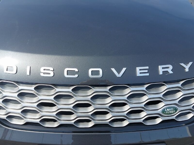 More views of Land Rover Discovery