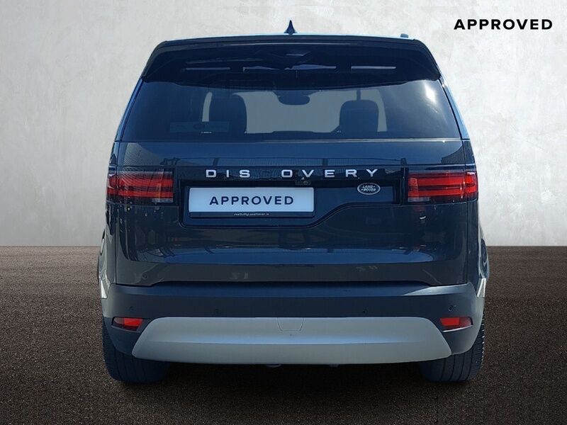 More views of Land Rover Discovery