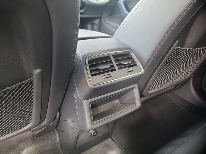 More views of Audi Q8 e-tron